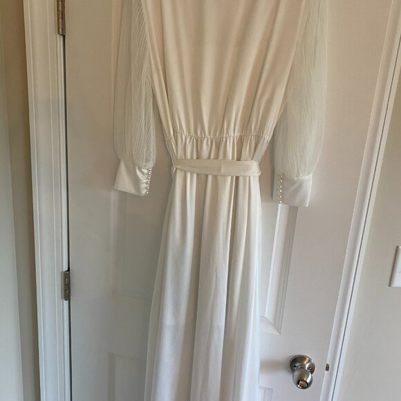 LeRose- Alaina Pleated Sleeve Satin Bridal Maxi- Includes slip - Picture 5 of 7